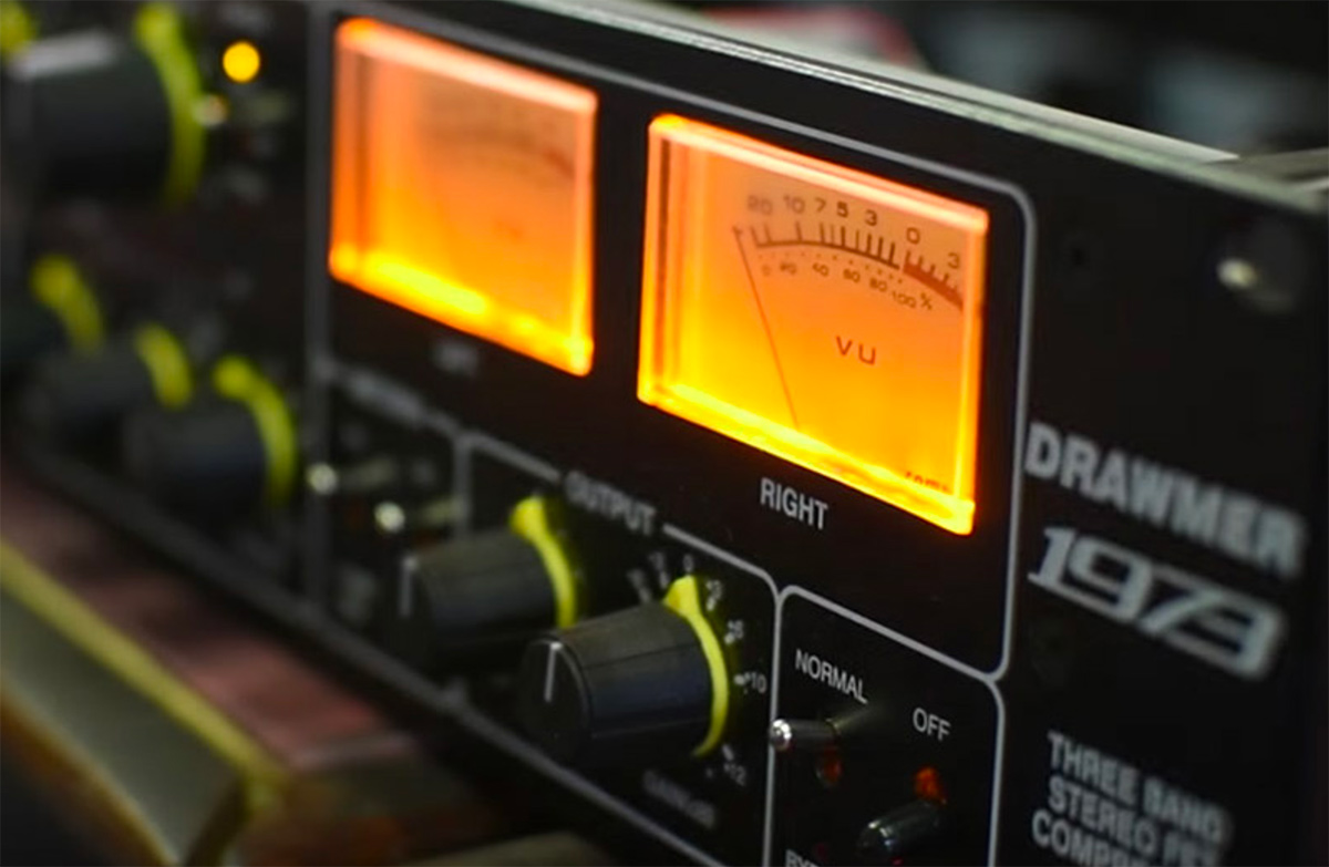 Original Drawmer 1973 hardware.